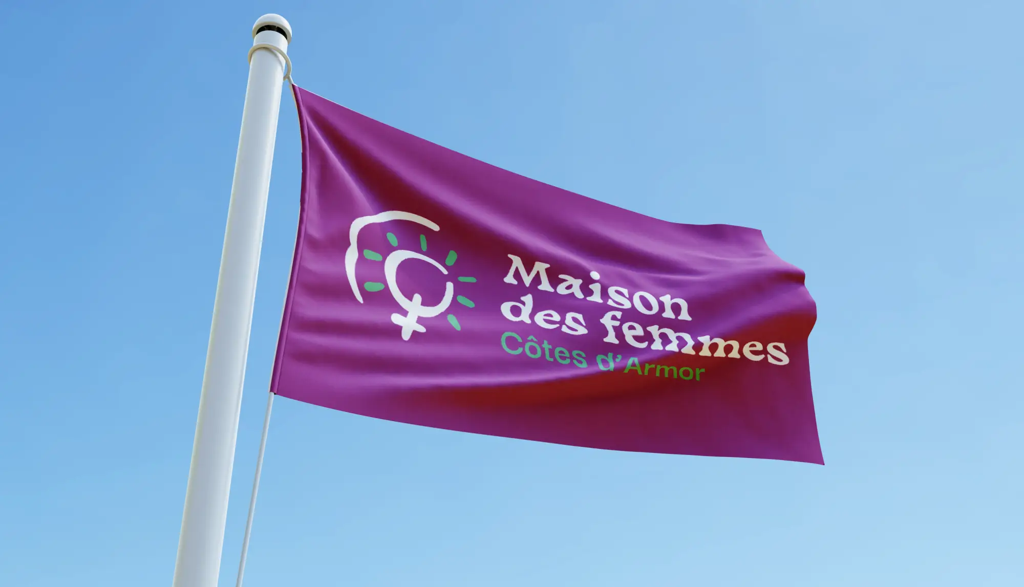 drapeau maison des femmes